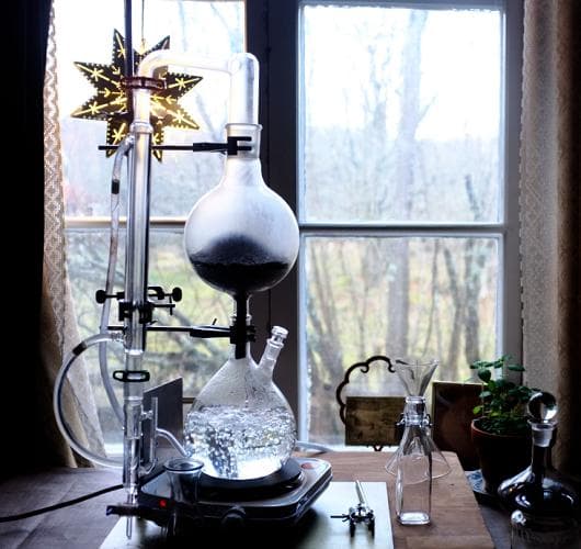 Equipamento de Laboratório Alquímico e Praticas de Segurança