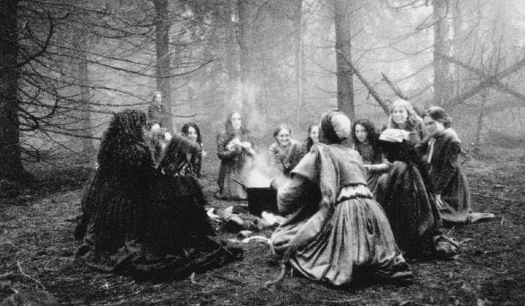 Magia em grupo ou individual?