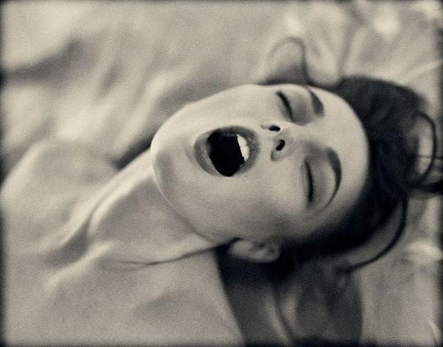 Lucidez Eroto-Comatosa