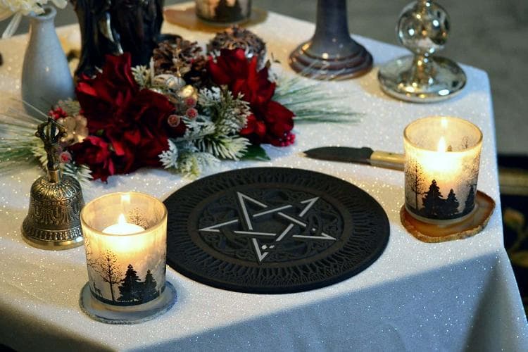 O Altar Neopagão: Paradigma Xamânico